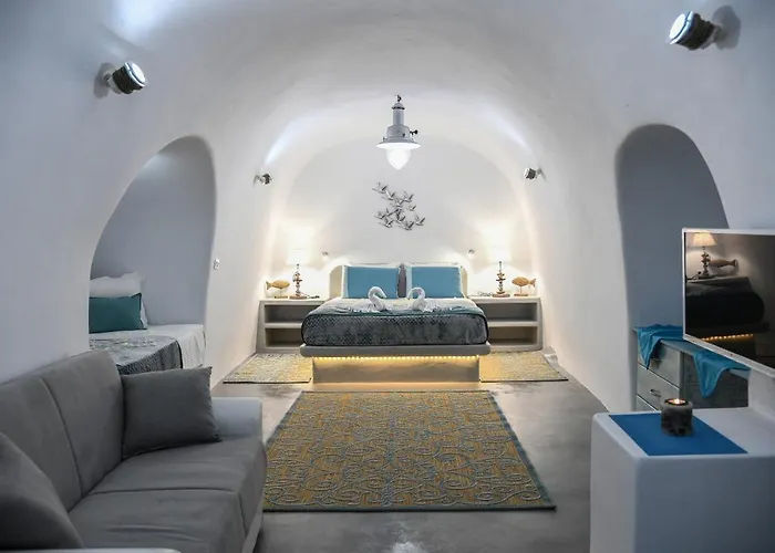 Serenity Blue * Akrotiri (Santorini)