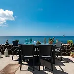 Serenity Blue Villa Akrotírion
