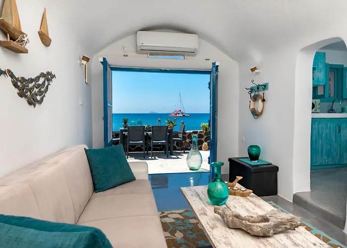 Serenity Blue Villa Akrotírion